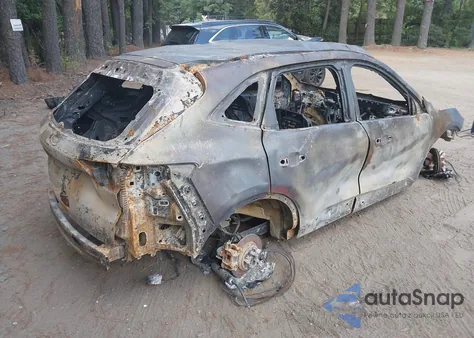 2022 Ford Escape Se z USA, uszkodzony, nr VIN 1FMCU9G6XNUA20445